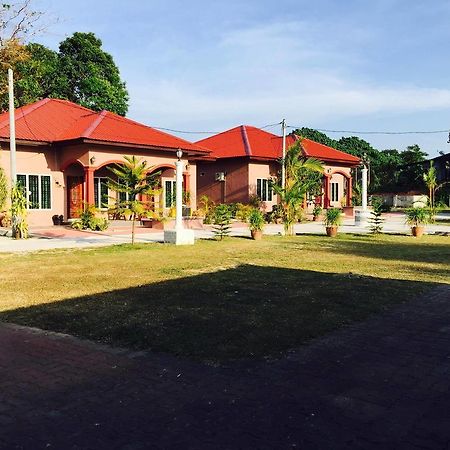 Harmony Guesthouse Sdn Bhd Padang Mat Sirat Экстерьер фото