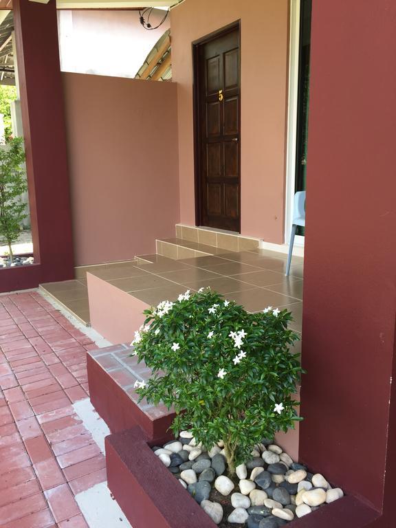 Harmony Guesthouse Sdn Bhd Padang Mat Sirat Экстерьер фото