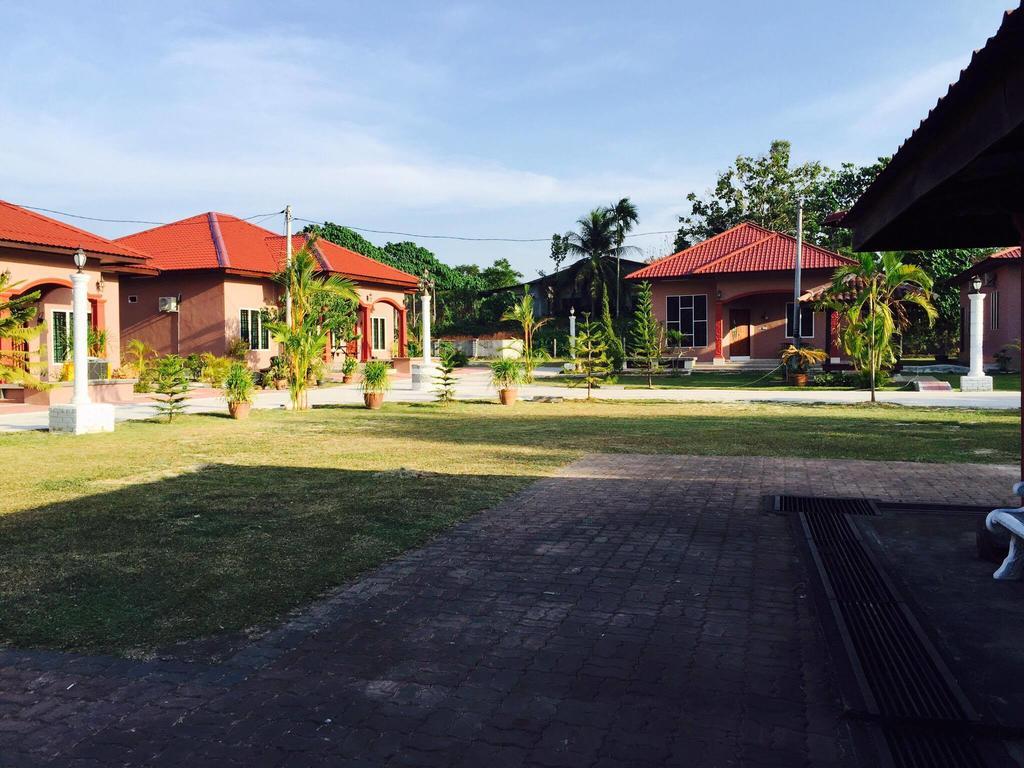 Harmony Guesthouse Sdn Bhd Padang Mat Sirat Экстерьер фото