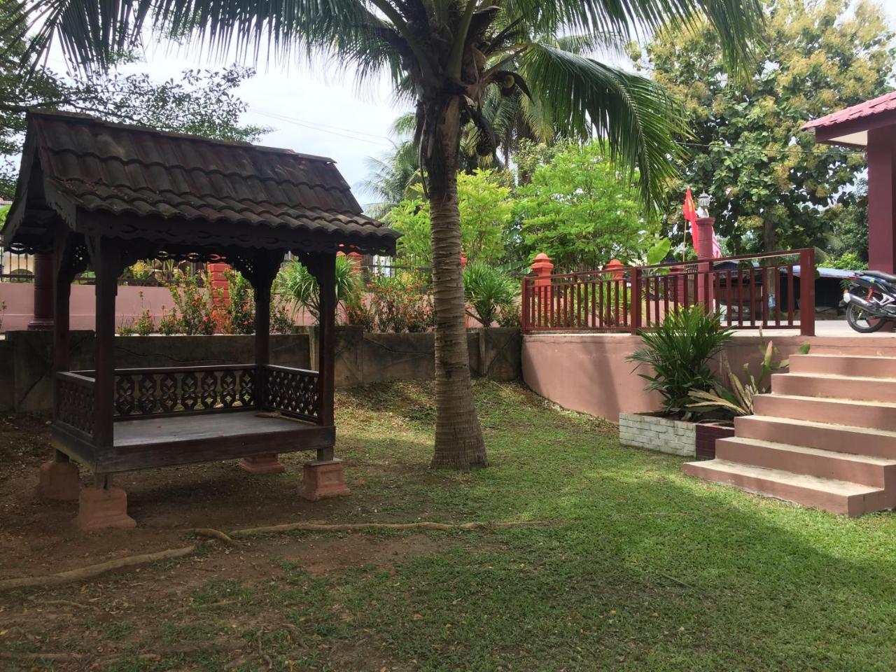 Harmony Guesthouse Sdn Bhd Padang Mat Sirat Экстерьер фото