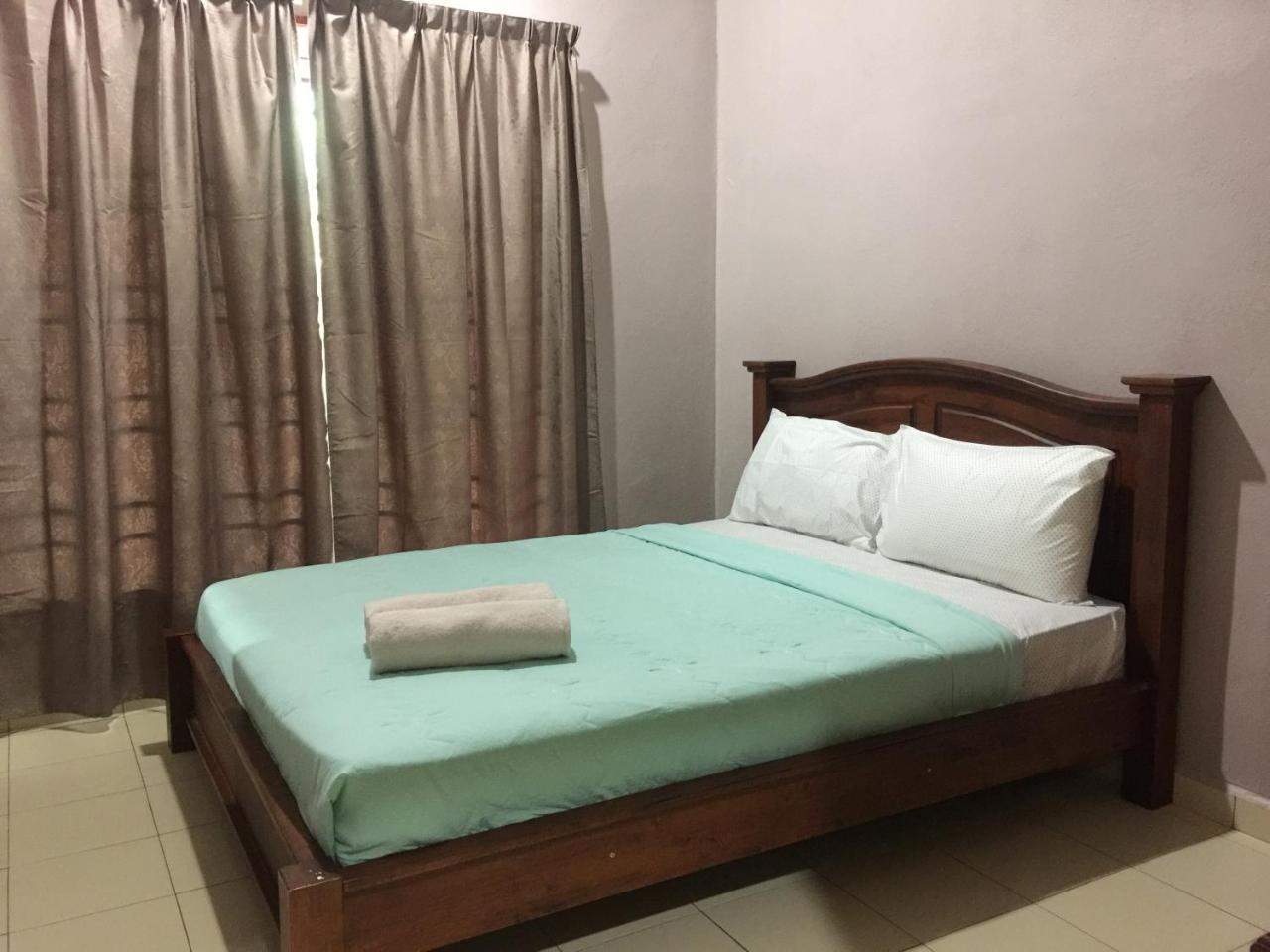 Harmony Guesthouse Sdn Bhd Padang Mat Sirat Экстерьер фото